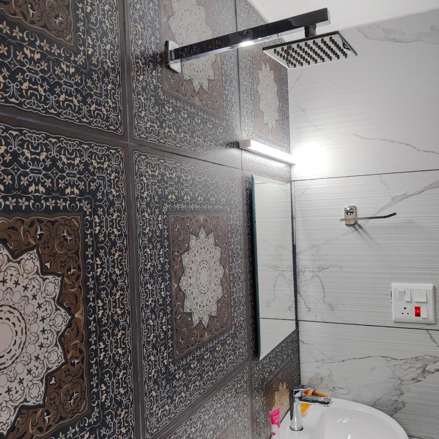 Hotel Peaceful Mornings Srinagar Luaran gambar
